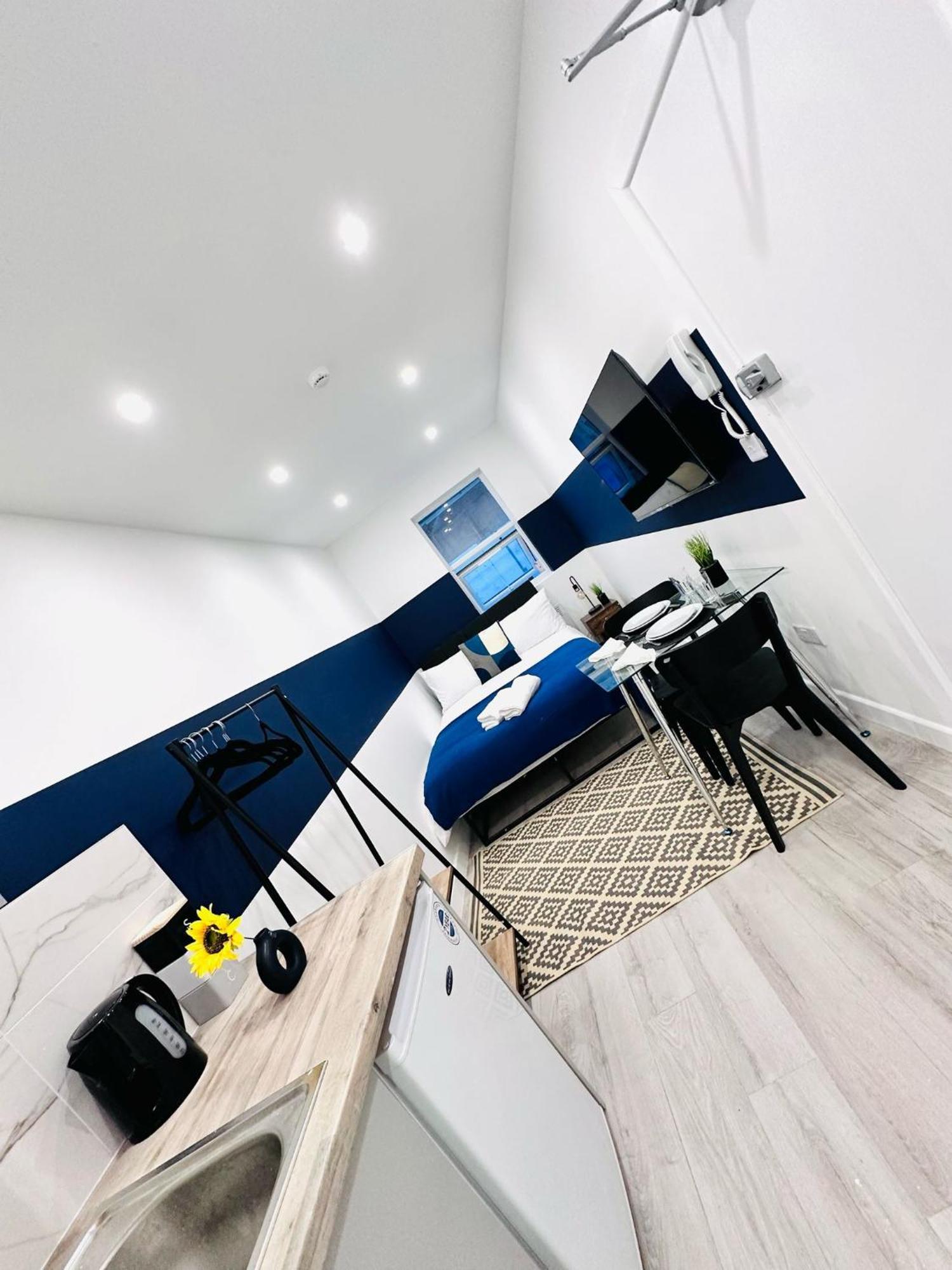 High Standard Central Studios Perfect For Tourists! London Exterior photo